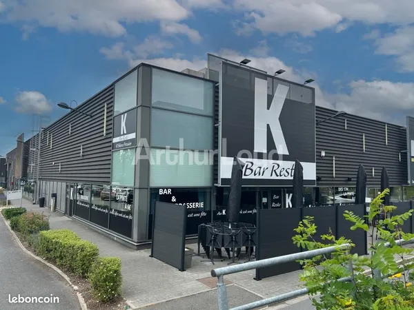 Fonds de commerce 311 m²