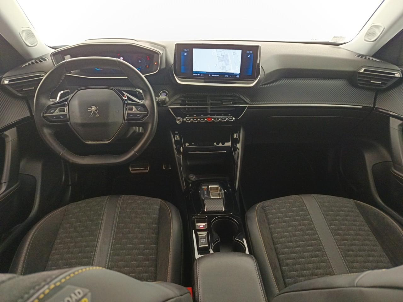 Peugeot 2008 puretech 130 s&s eat8 roadtrip — photo 8
