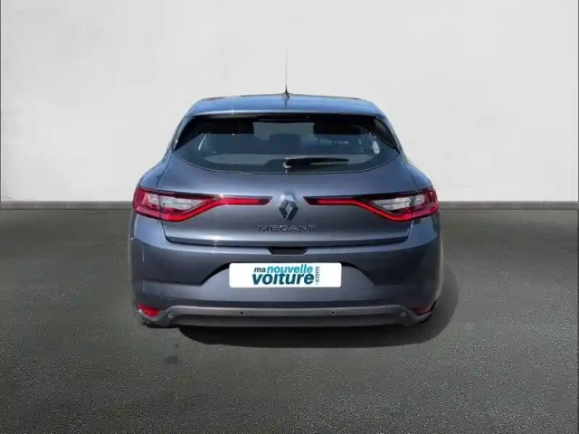 Renault Megane mégane iv berline dci 90 energy — photo 5