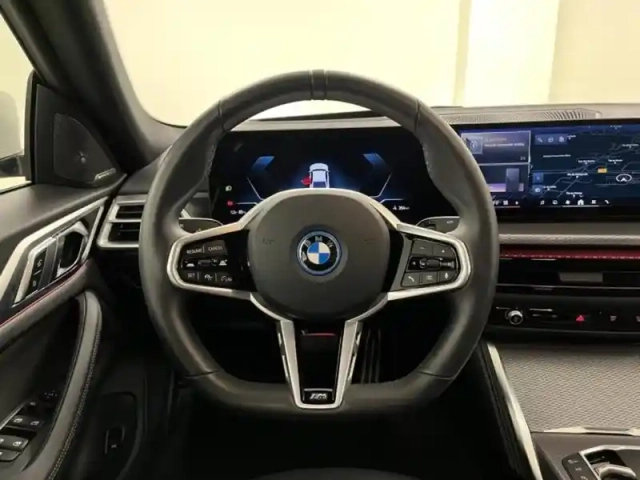 Bmw I4 edrive40 340ch m sport — photo 10