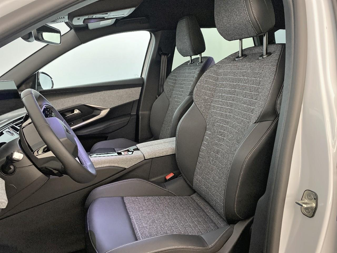 Peugeot 5008 hybrid 145 ch e-dcs6 allure — photo 9