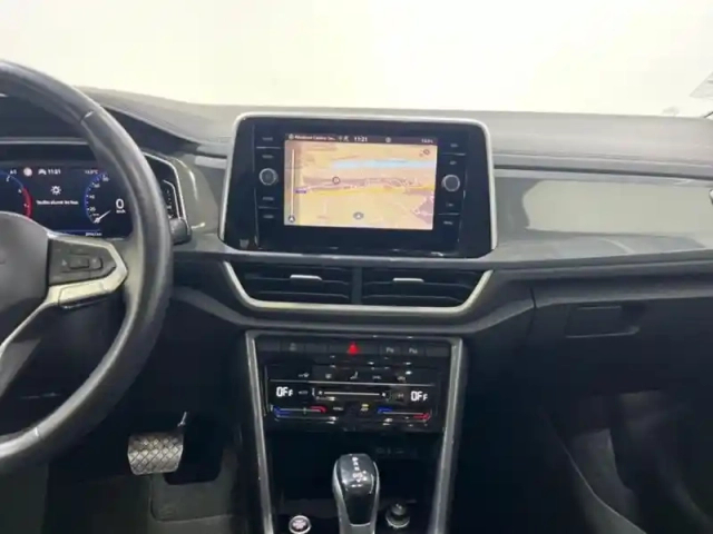 Volkswagen T-Roc 1.5 tsi evo 150 start/stop dsg7 style — photo 10