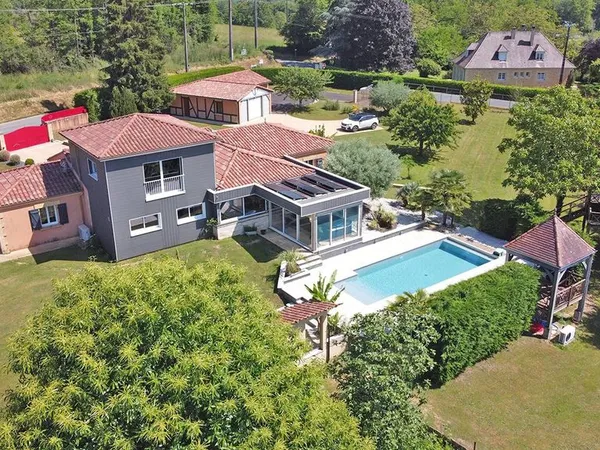 Maison de luxe 7 pièces 214 m²