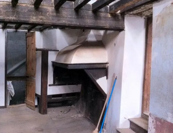 Maison de village 102 m² à rénover entièrement — Montségur (09)