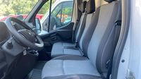 Renault Master F3500 L2H2 2.3 Blue dCi 135ch Confort Euro6 — photo 12