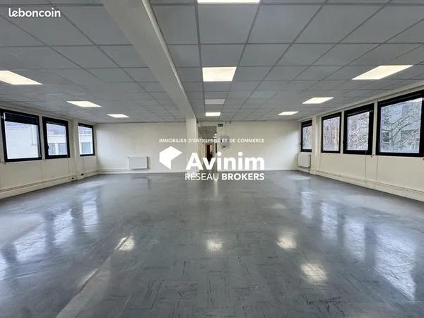 Bureaux 218 m² Pantin