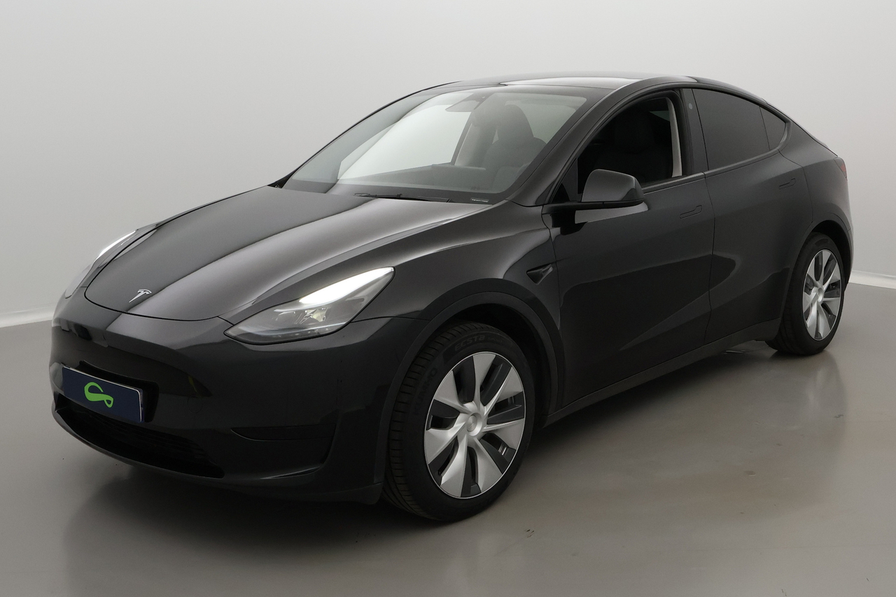 Tesla MODEL Y — photo 1