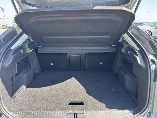Citroën C4 hybride 145 ch e-dcs6 — photo 6