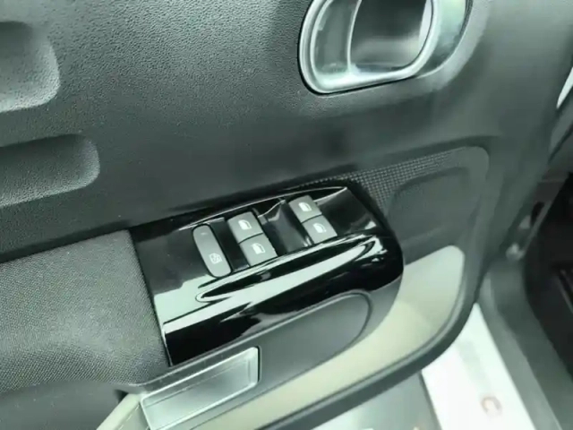 Citroën C3 puretech 83 s&amp;s bvm5 c-series — photo 20