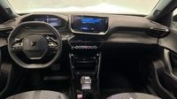 Peugeot 2008 1.2 Hybrid 145ch Allure e-DCS6 — photo 11