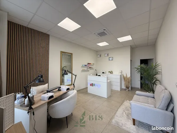 Local commercial 38 m² Le Coteau