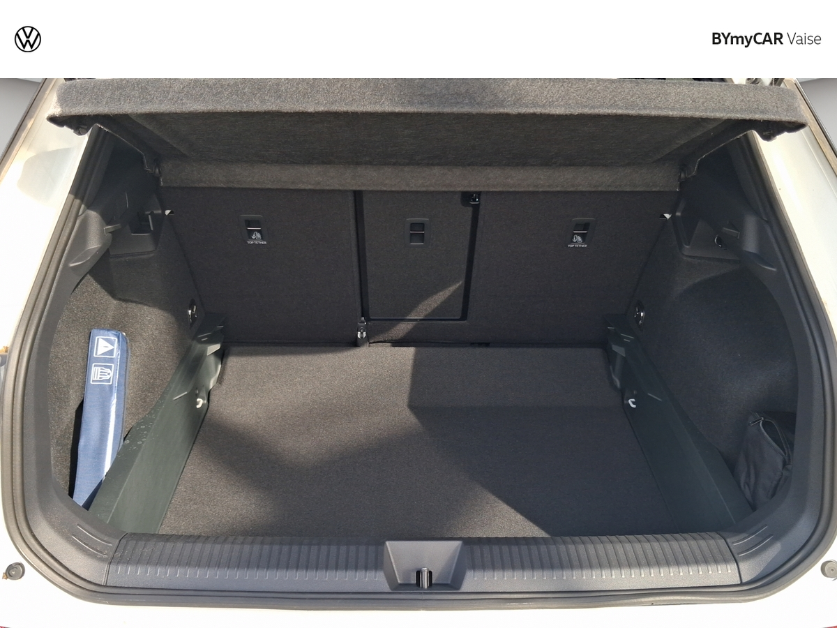 Volkswagen T-Roc 1.5 eTSI EVO2 Hybrid 150 ch DSG7 — photo 12