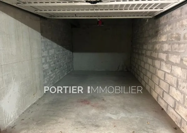 Stationnement Vente Antibes   32500€