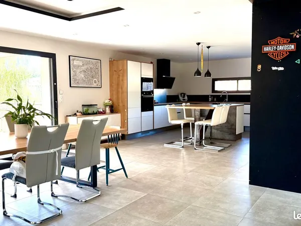 Maison FROSSAY 4 chambres