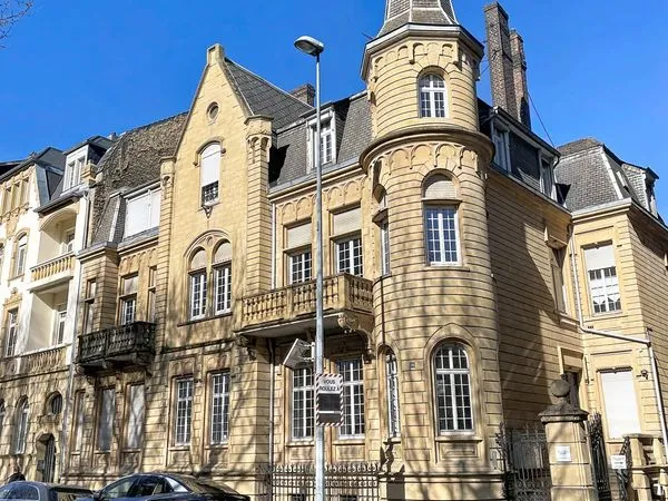 Appartement 7 pièces 209 m²