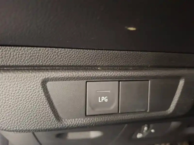 Dacia Jogger eco-g 100 7 places — photo 41