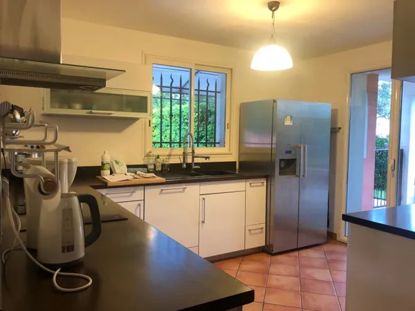 Loue chambre 14m² Aix-en-Provence