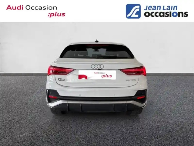 Audi Q3 sportback 35 tfsi 150 ch — photo 6