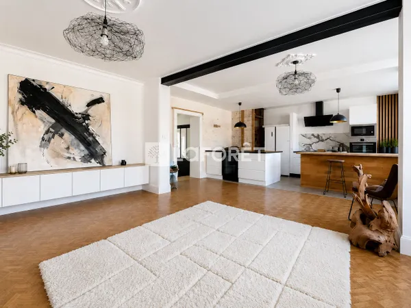 Immeuble 7 pièces 179 m²