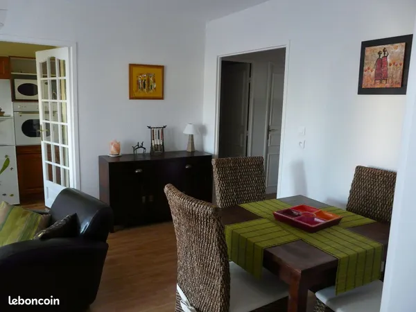 Loue appartement T2 meublé, disponible immédiatement