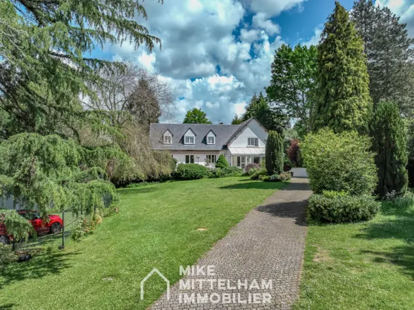 EXCLUSIVITÉ MMI - TRÈS BELLE PROPRIÉTÉ EN PARFAIT ÉTAT VIDÉO & V