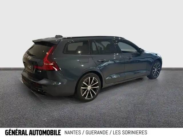 Volvo V60 t6 awd hybride rechargeable 253 ch + 145 ch geartronic 8 — photo 3