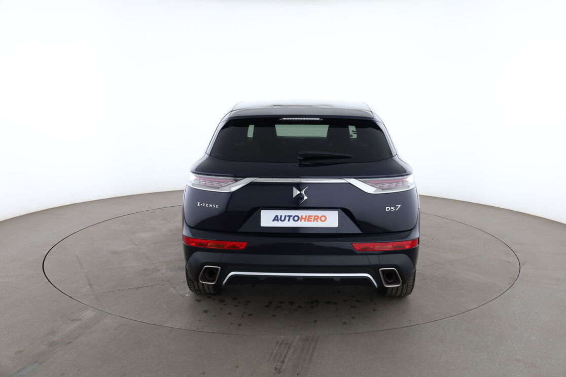 DS Automobiles DS7 Crossback 1.6 E-Tense So Chic — photo 4