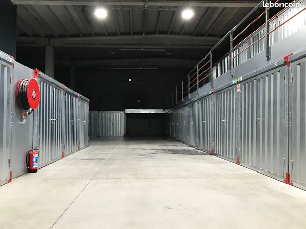 Entrepôt de 600 m² à 2000 m² Saint-Julien-en-Saint-Alban