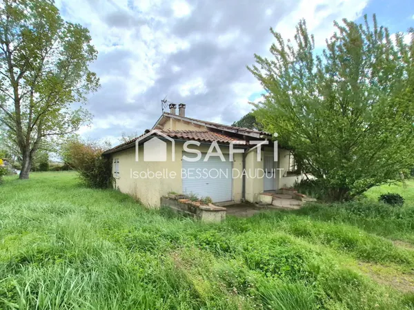 MAISON 3 CHAMBRES - GARAGE SUR 2720M² DE TERRAIN