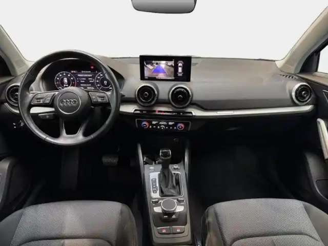 Audi Q2 35 tfsi 150ch design s tronic 7 — photo 13