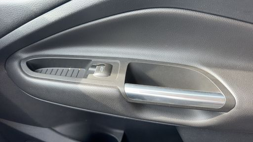 Ford Kuga 2.0 TDCI 150 - Titanium – 2017 – 140083 km – Diesel – Boîte Manuelle — photo 15