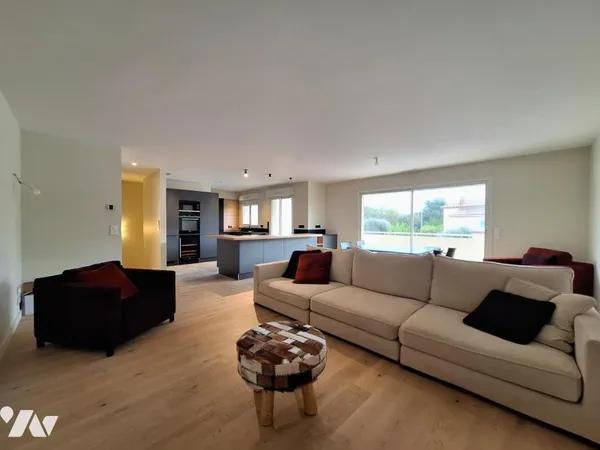 Appartement 4 pièces 106 m²