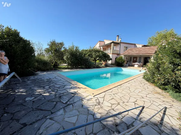 Maison 8 pièces 167 m²