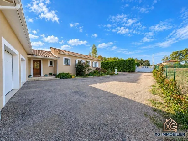 Maison de plain-pied 7 pièces 146 m²