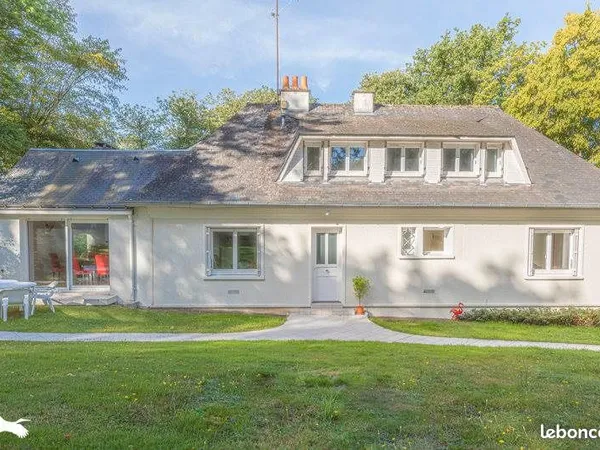 Pavillon 7 pièces 194 m²