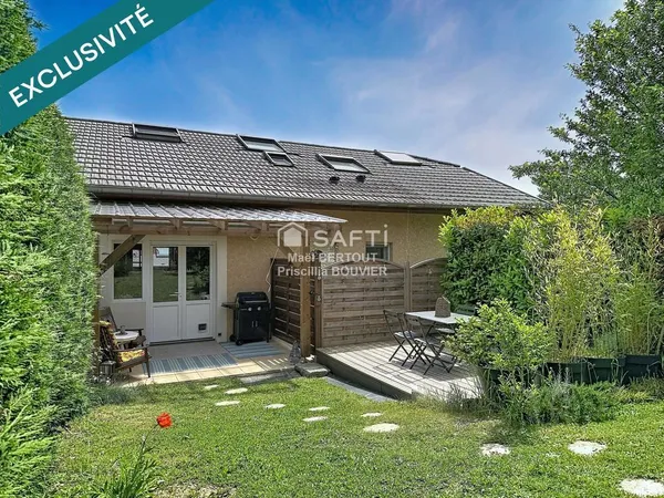 Duplex lumineux avec jardin privatif