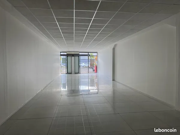 Location pro | Local Commercial | 100 m² | Baie-Mahault