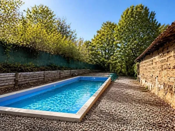 Maison 14 pièces 380 m²