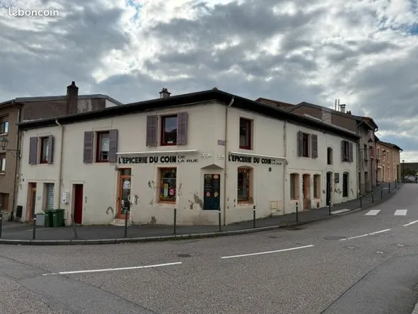 Local commercial ludres centre village