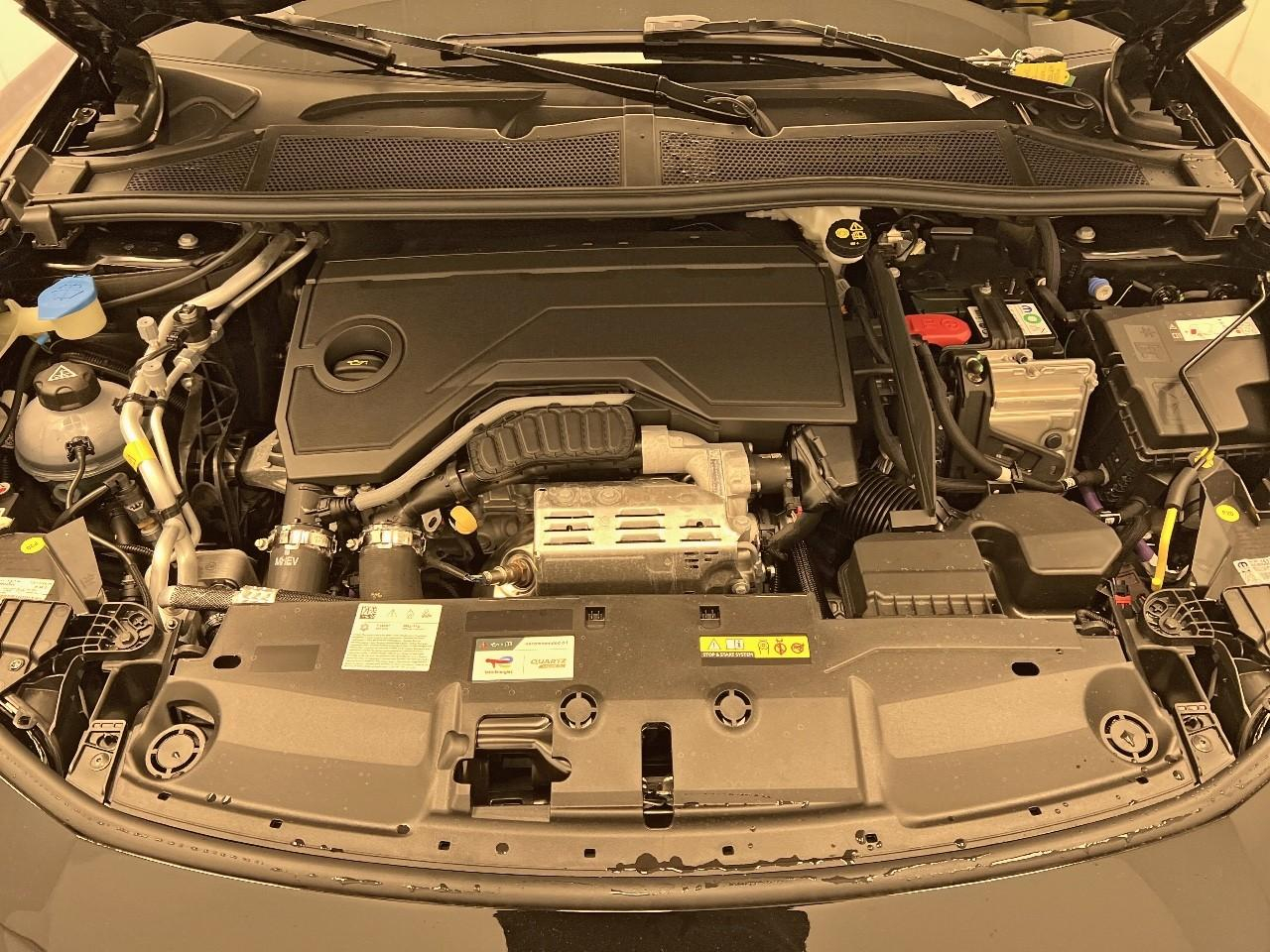Peugeot 308 hybrid 145 e-dcs6 allure — photo 14