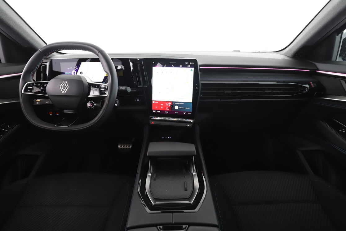 Renault Austral 1.2 Hybrid E-Tech GSR2 Techno Esprit Alpine — photo 11