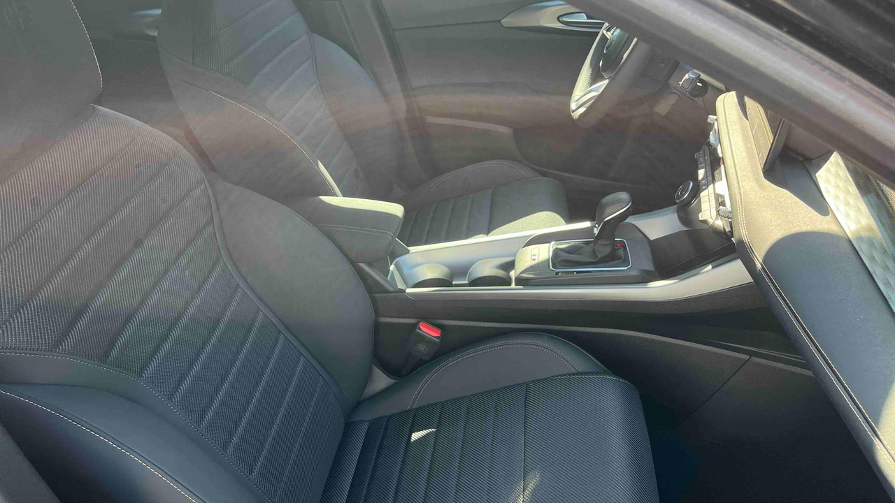 Alfa Romeo Tonale 1.5 Hybrid 160 ch VGT TCT7 — photo 19