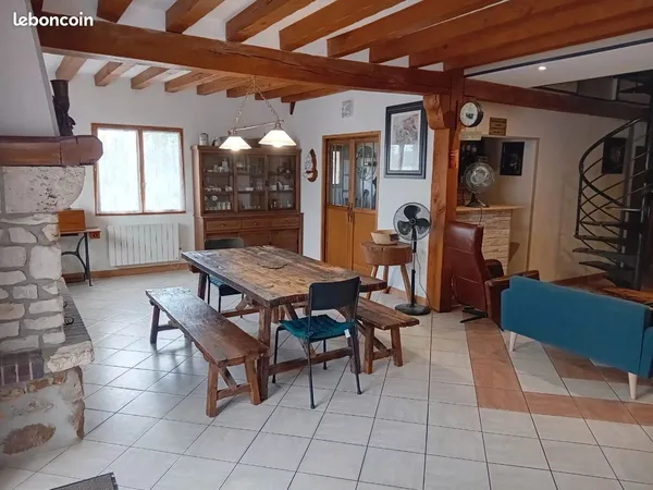Maison avec dépendance