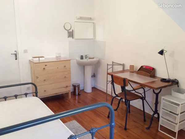 Chambre meublée étudiant