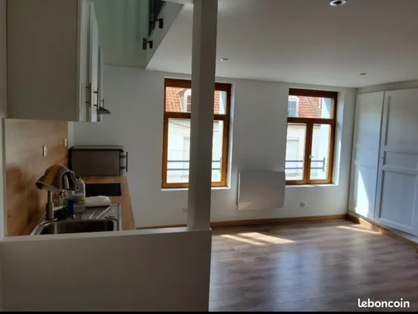 A louer Duplex avec garage hypercentre Saint Omer