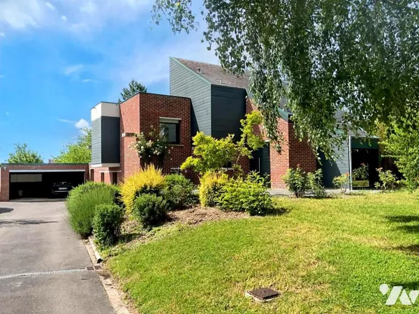 Maison 7 pièces 192 m²