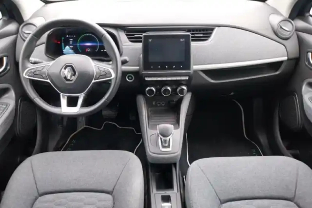 Renault Zoé zoe r110 - my22 — photo 9