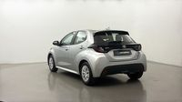Toyota Yaris 116h Dynamic Business 5p + Programme Beyond Zero Academy MY22 — photo 8