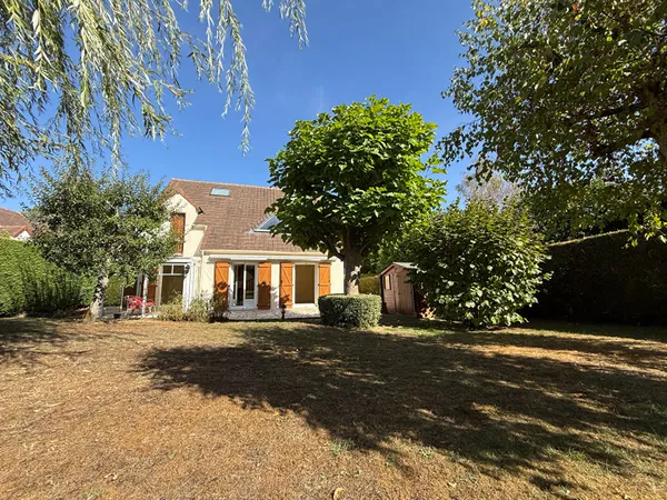 Maison 6 pièces 151 m²