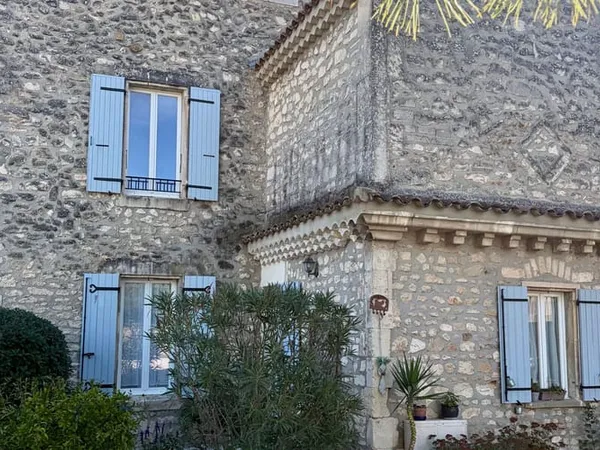 Immeuble 10 pièces 205 m²
